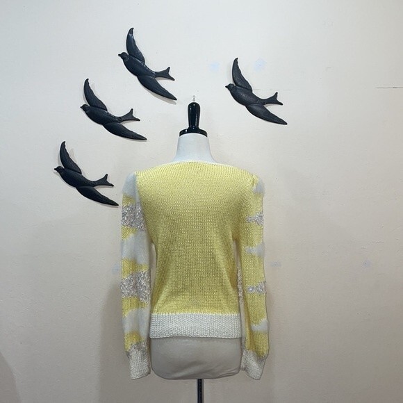Vintage 1980's Pastel  Yellow & Off White Angora & Silk Knit Sweater - M - Picture 11 of 12